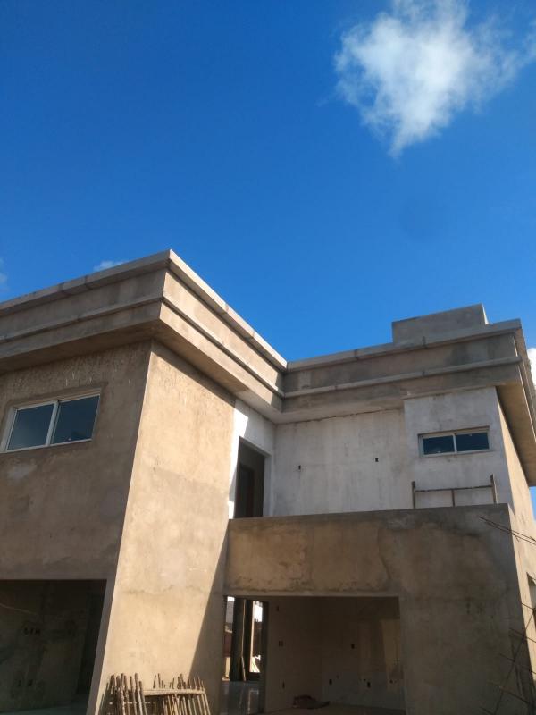 Moldura de concreto para fachada