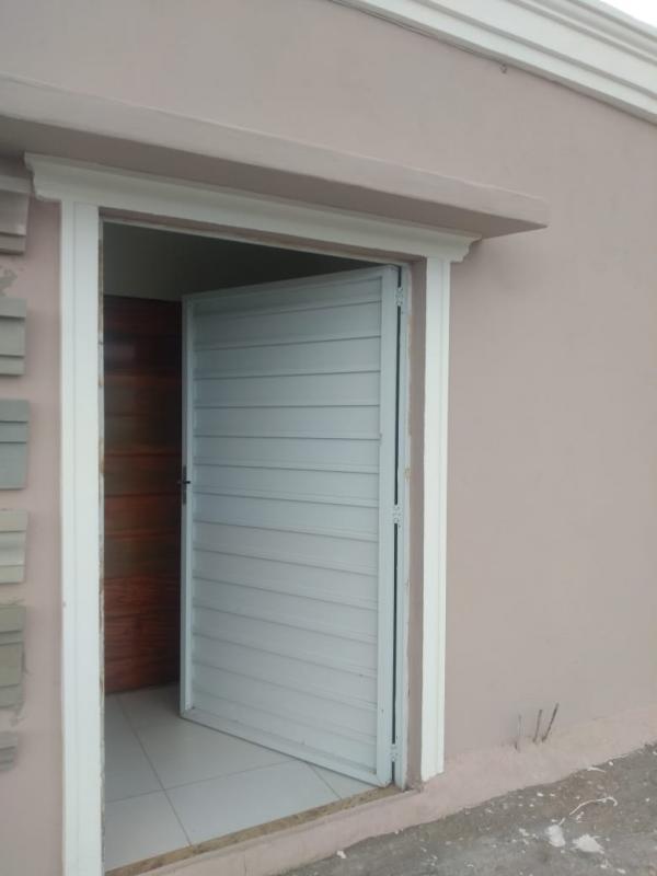 Moldura portas e janelas isopor preço